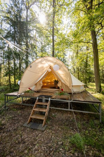 Penzion Černická obora – Fotogalerie Glamping Černická obora